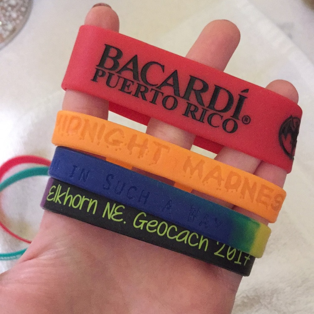 Rubber bracelets - Picture 4 of 4